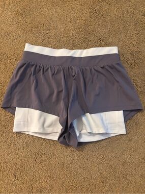 Expntl Divergent Shorts - XS berries and cream